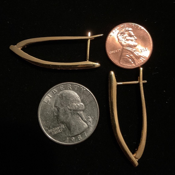 Swarovski Crystal Micro-Pave Curved Huggie Earring - Picture 3 of 5